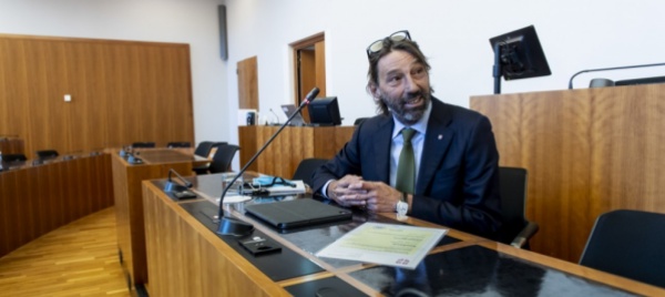 finanze-lugano-vede-sempre-piu-rosso