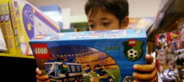 lego-per-bambin-mai-piu-etichette-di-genere-sui-giochi