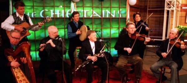 e-un-po-piu-scuro-il-cielo-d-irlanda-addio-a-paddy-moloney