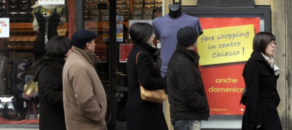 un-apertura-domenicale-in-piu-il-governo-e-disponibile