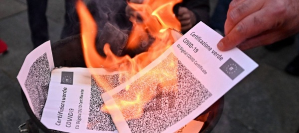le-proteste-contro-il-green-pass-non-fermano-l-italia