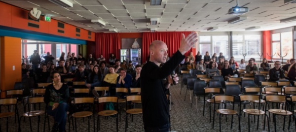 liceo-bellinzona-e-prefabbricati-preoccupata-pure-la-direzione