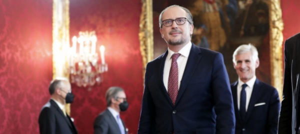 il-neocancelliere-austriaco-alexander-schallenberg-ha-giurato
