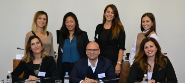 in-un-libro-101-storie-di-successo-in-ticino