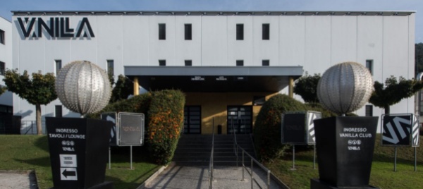 vanilla-a-riazzino-per-l-inaugurazione-c-e-carola