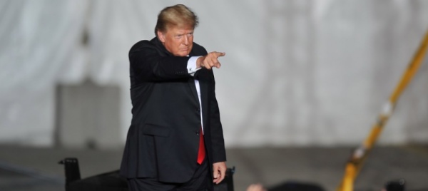 trump-annuncia-il-lancio-di-un-suo-social-media