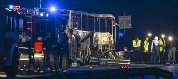 bulgaria-si-schianta-un-bus-almeno-45-morti