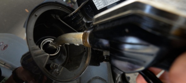 benzina-gli-automobilisti-di-como-preferiscono-cantu