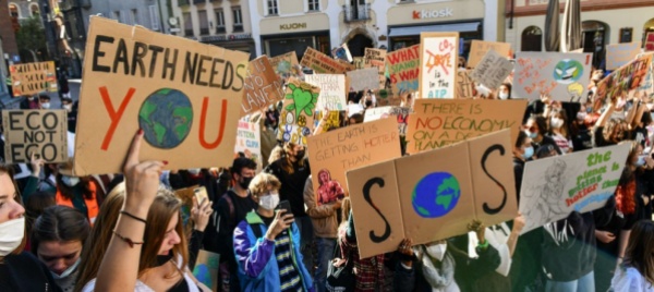 i-ragazzi-dello-sciopero-per-il-clima-tornano-in-piazza