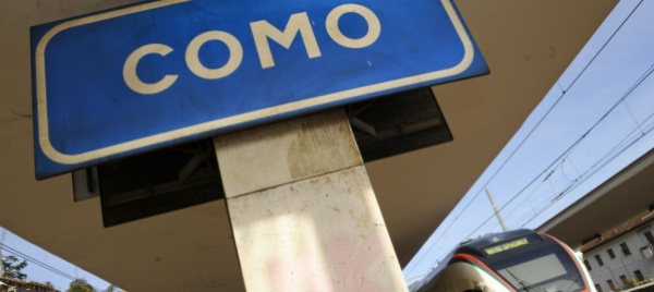 como-alla-stazione-disabili-costretti-ad-attraversare-i-binari