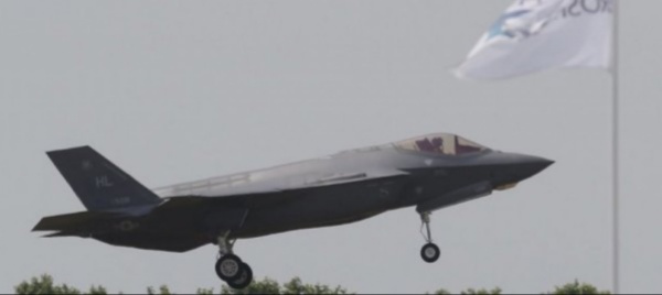 f-35-delegazione-svizzera-vola-negli-usa-per-discuterne