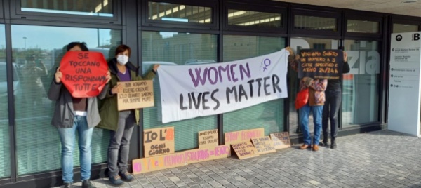 a-mendrisio-per-dire-basta-alla-violenza-sulle-donne