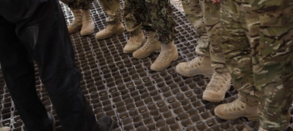 gran-bretagna-riorganizza-esercito-meno-truppe-ma-piu-operative