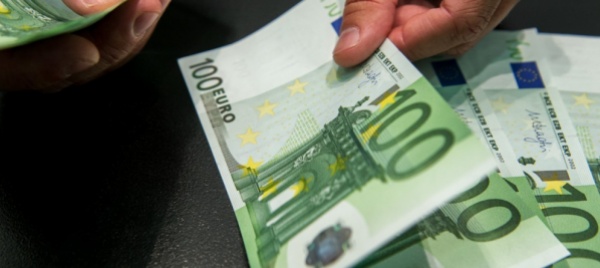 in-dogana-col-tesoretto-nascosto-nel-vano-motore