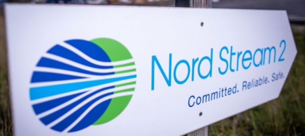la-germania-sospende-il-gasdotto-nord-stream-2