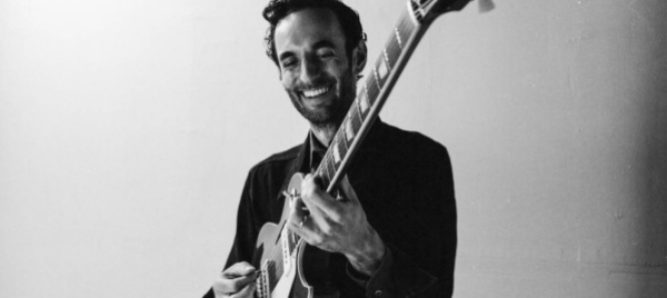 jazz-e-nuove-musiche-di-julian-lage-star-della-chitarra