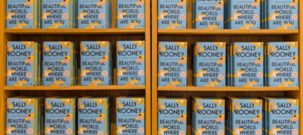 israele-boicotta-sally-rooney-libri-rimossi-dalle-librerie
