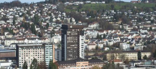 covid-nuove-misure-a-neuchatel-e-san-gallo