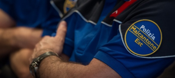 la-polizia-malcantone-est-incontra-la-popolazione