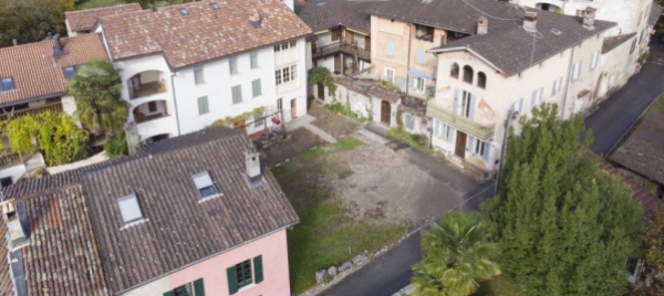 a-lisora-l-esproprio-della-piazza-divide-non-ci-ascoltano
