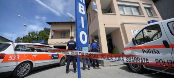 rapinarono-a-besazio-e-arzo-a-processo