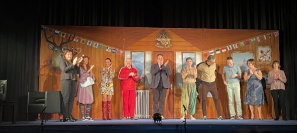 compagnia-comica-in-replica-dopo-il-sold-out