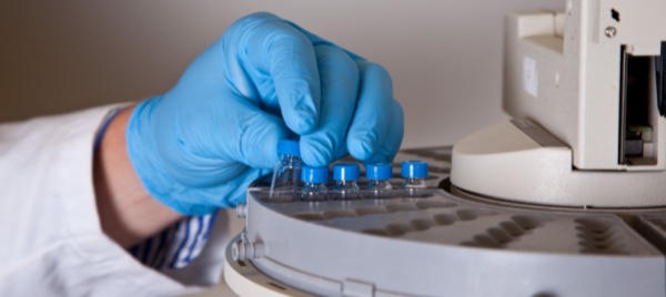 covid-l-ema-approva-due-farmaci-a-base-anticorpi-monoclonali
