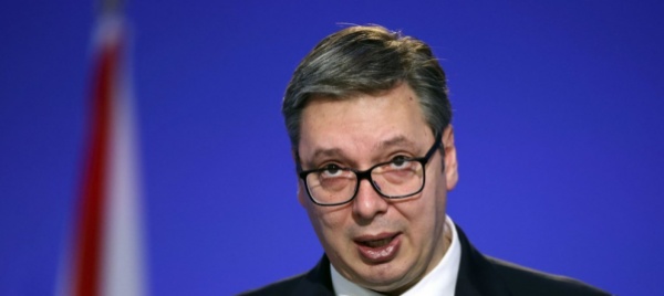 serbia-bagno-di-folla-per-vucic-alla-convention-del-suo-partito