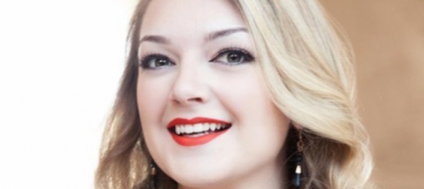 rose-taylor-soprano-californiana-vince-il-maria-amandini