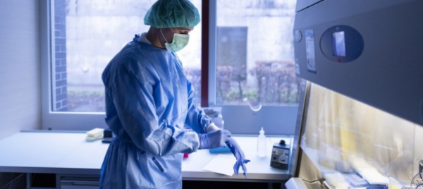 in-svizzera-i-casi-giornalieri-tornano-sopra-i-2-000