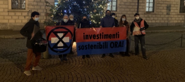 extinction-rebellion-a-bancastato-disinvestite-dal-fossile