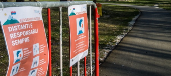 mascherine-il-cantone-sostiene-l-obbligo-nei-luoghi-affollati