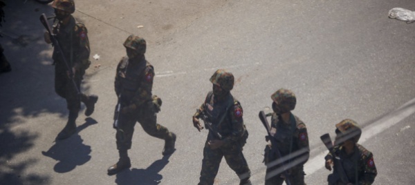 massacri-in-birmania-almeno-40-morti-nelle-fosse-comuni