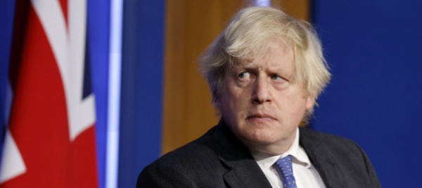 i-tory-perdono-la-storica-roccaforte-johnson-nella-bufera