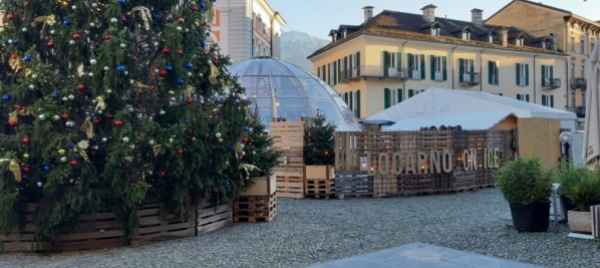 locarno-on-ice-nel-villaggio-con-mascherina-e-covid-pass
