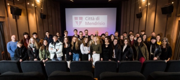 mendrisio-la-citta-incontra-e-omaggia-i-suoi-18enni