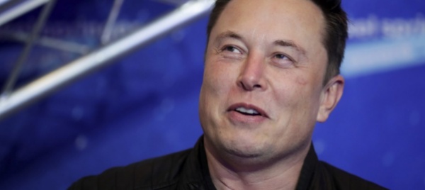 musk-risponde-all-esa-nello-spazio-c-e-posto-per-tutti