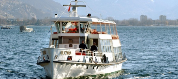 ronco-s/ascona-si-al-magazzino-e-no-ai-battelli