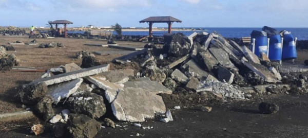 a-tonga-i-primi-aerei-con-aiuti-umanitari-dopo-l-eruzione