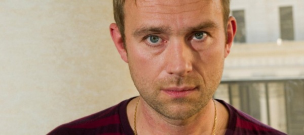 damon-albarn-critica-taylor-swift-non-scrive-i-suoi-pezzi