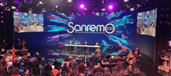 le-canzoni-di-sanremo-tanto-amore-tanto-ballo-e-una-poesia