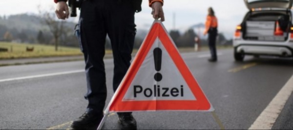 appenzello-esterno-si-addormenta-in-auto-e-finisce-sui-binari