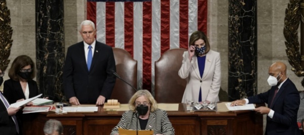 assalto-al-congresso-la-commissione-vuole-ascoltare-pence