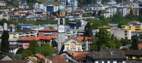 buoni-e-commerci-locali-a-losone-il-binomio-e-positivo