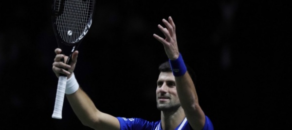 novak-djokovic-e-volato-in-australia