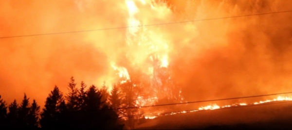 incendio-nel-gambarogno-chiuso-il-valico-di-indemini