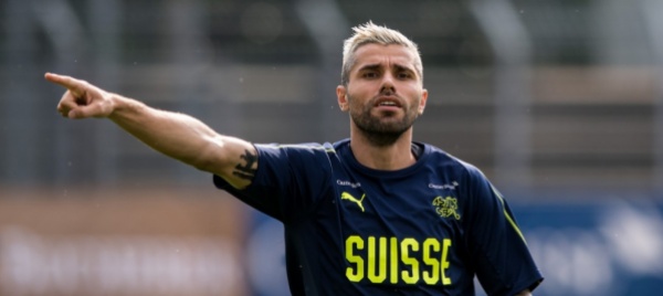 valon-behrami-rescinde-con-il-genoa