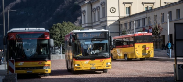 trasporti-pubblici-gratuiti-per-giovani-e-anziani