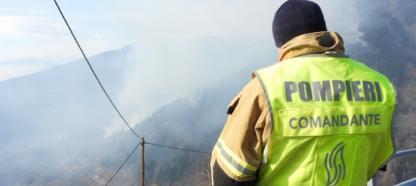 incendio-nel-gambarogno-il-fronte-non-e-avanzato-di-molto