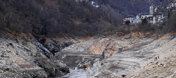 svuotamento-lago-in-verzasca-si-chiude-la-prima-fase